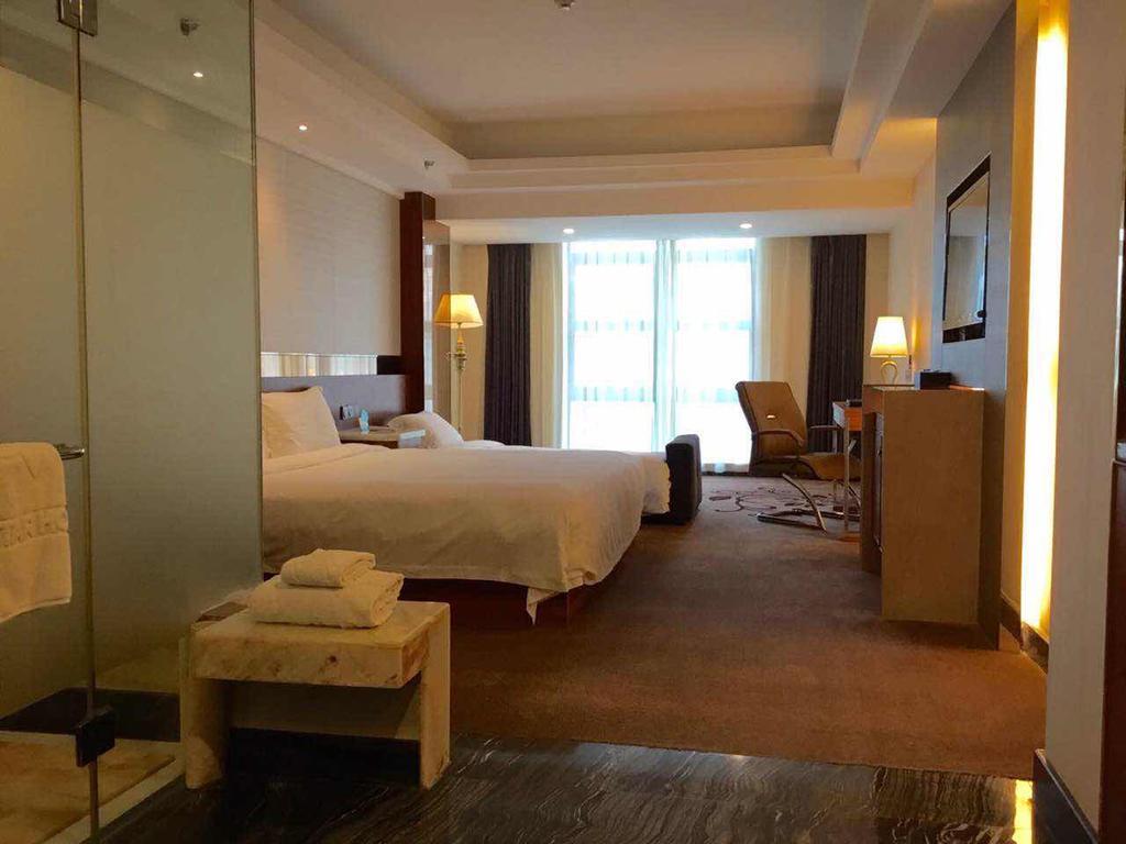 Asian Star Hotel Zhuhai Exterior photo